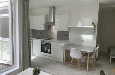 572 Bristol Road, Selly Park, Birmingham - Image 2